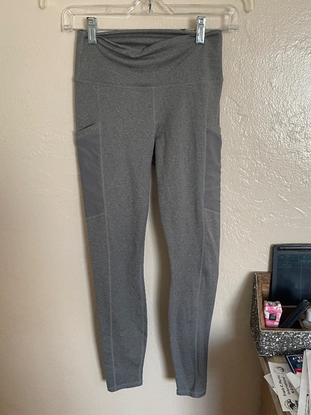 Accepting Offers! Fabletics Pocket leggings
